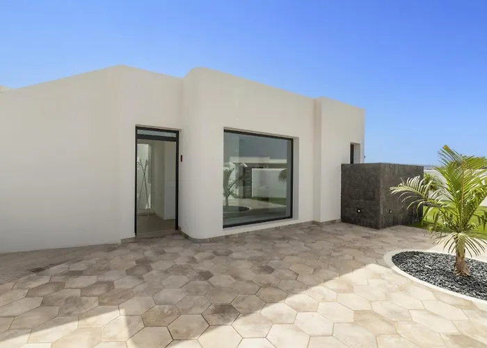 וילה Marella By *